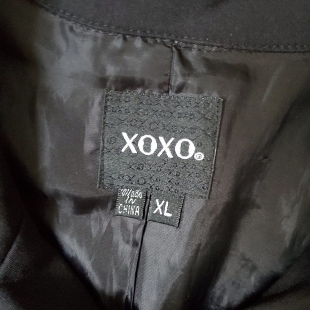 XOXO Black Blazer - Picture 3 of 12